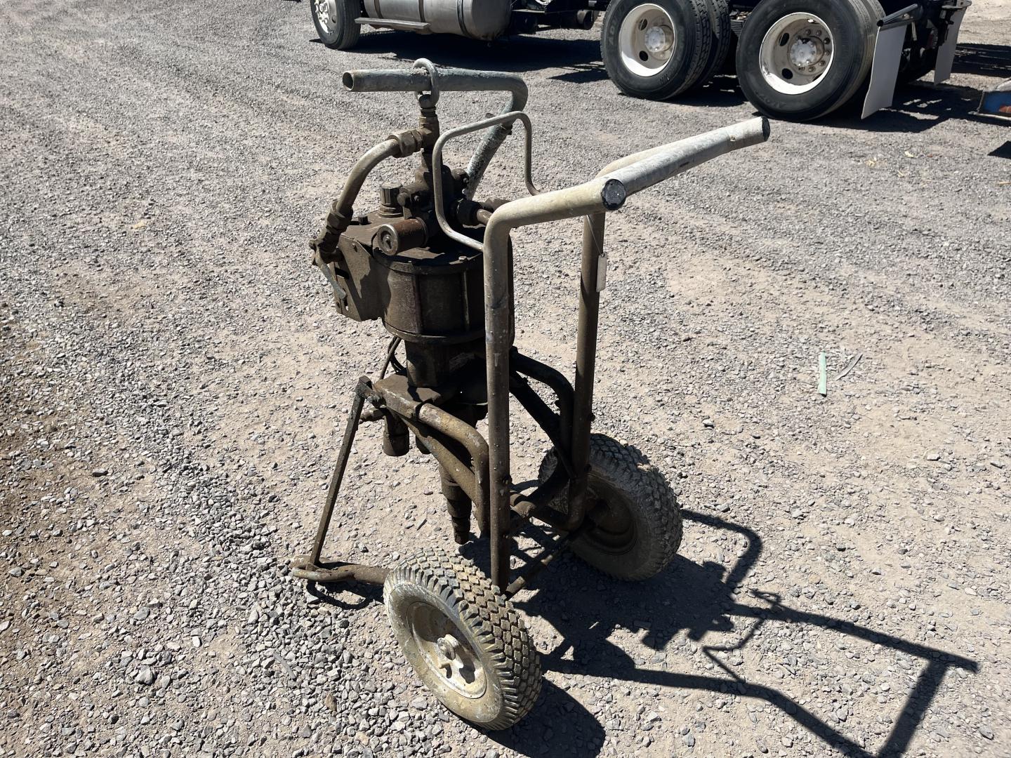 ./imagenes/INVOICE/2019/16638/SPRAYADORA DE PINTURA TITAN 960 (3).JPG